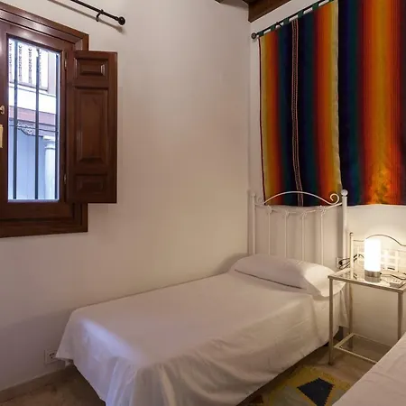 Apartamento De Lujo En Antiguo Convento Granada Exterior photo
