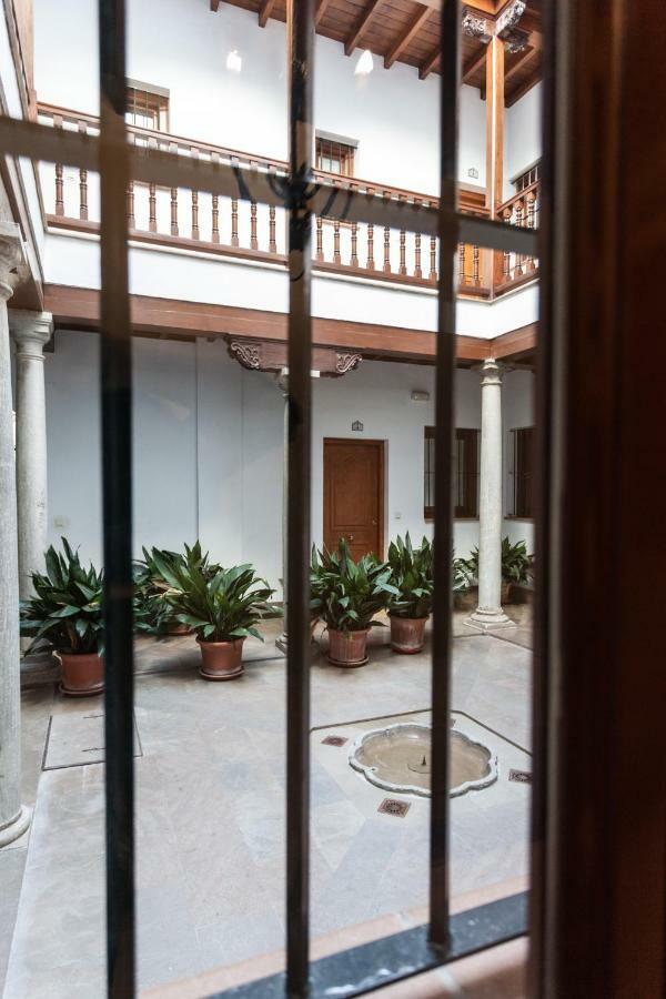 Apartment De Lujo En Antiguo Convento Granada